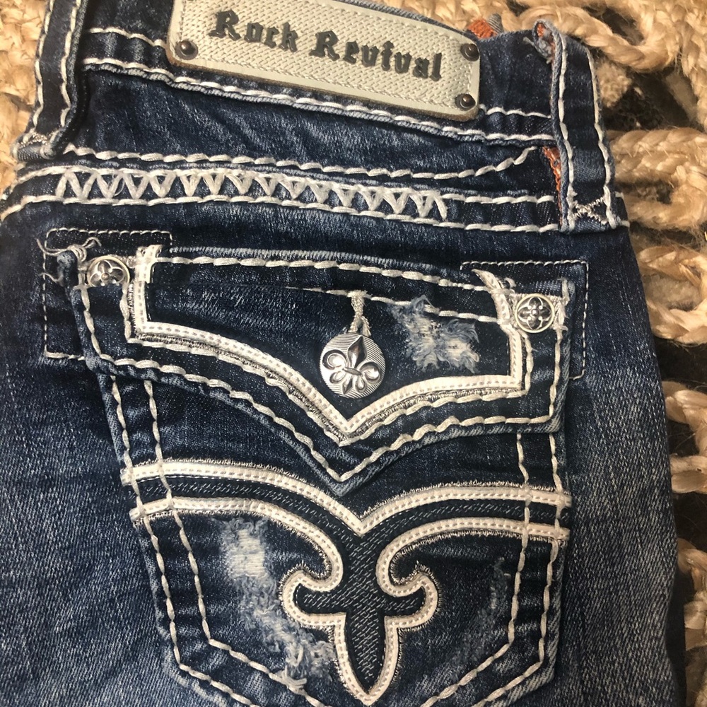 Rock Revival Essie Reinforced Distressed Capri